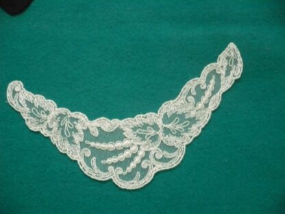 Col dentelle