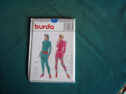 Patron Burda 4735 ensemble