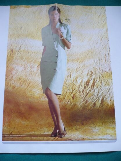 Patron Burda 4844 Robe