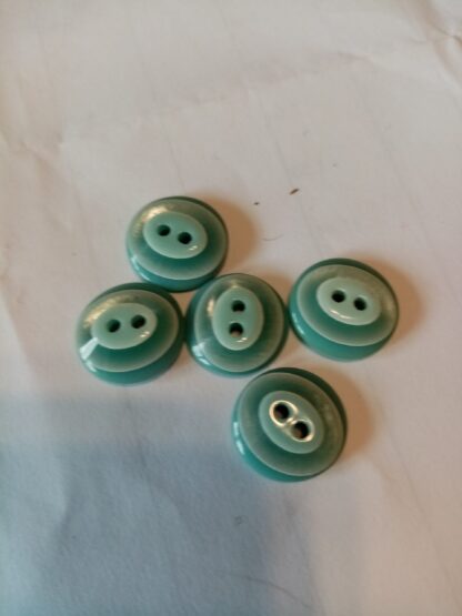 5 boutons pyramide vert